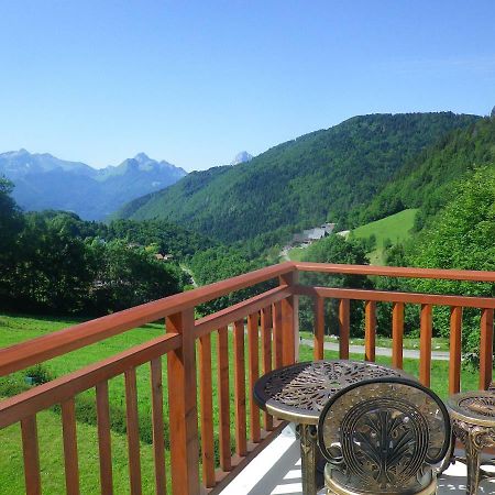 Lac D'Annecy-Col De La Forclaz Apartment Montmin Bagian luar foto