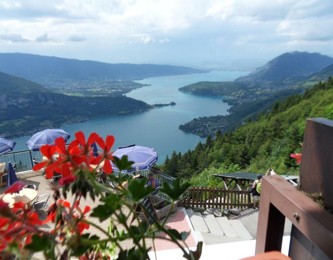 Lac D'Annecy-Col De La Forclaz Apartment Montmin Bagian luar foto