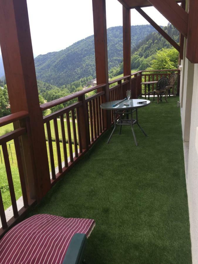 Lac D'Annecy-Col De La Forclaz Apartment Montmin Bagian luar foto